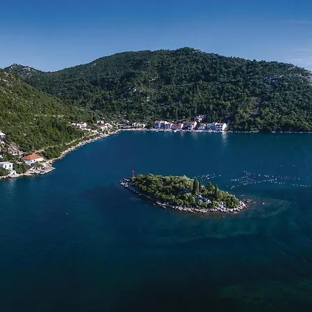 One-bedroom In Ploce Appartement Blace