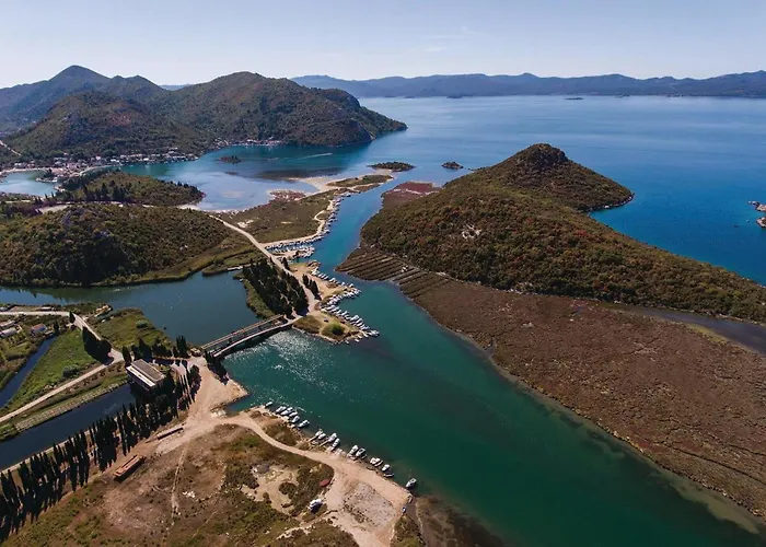 Апартаменты One-bedroom In Ploce