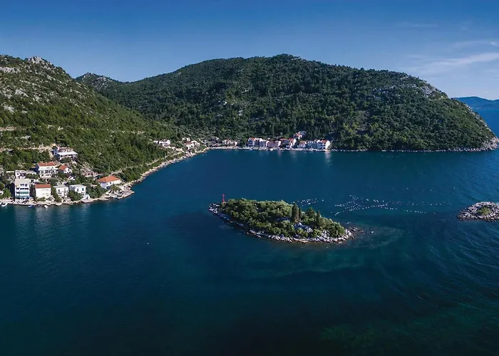 One-bedroom In Ploce Апартаменты Блаце