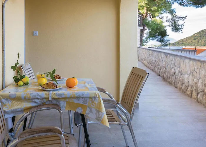 One-bedroom In Ploce *