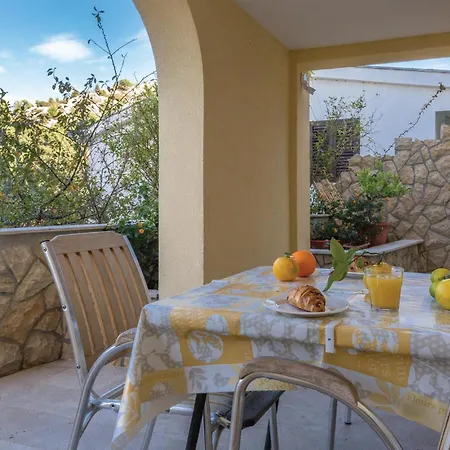 One-bedroom In Ploce ブラチェ