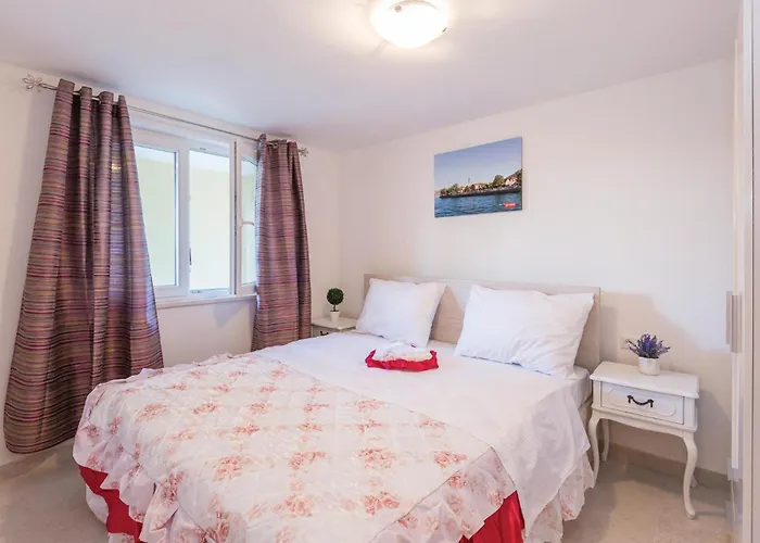 One-bedroom In Ploce *